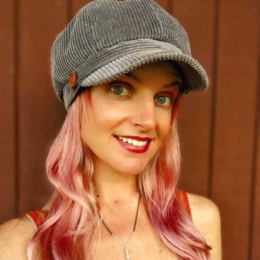 Meet your Posher, Cora